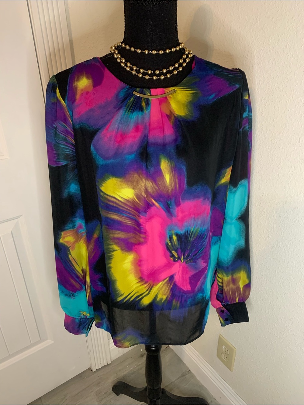 Worthington Black Floral-Print Long Sleeve Blouse with Jewel Accent